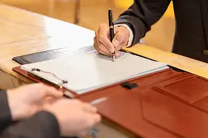 什么品牌电脑好学又实惠